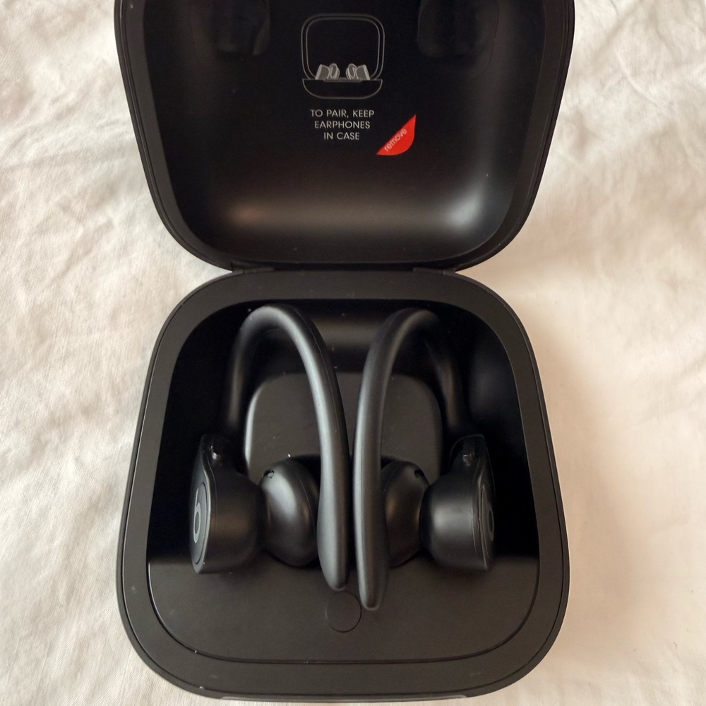 Powerbeats Pro by Dr. Dre
